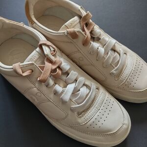 Saucony men's shoes size 7us